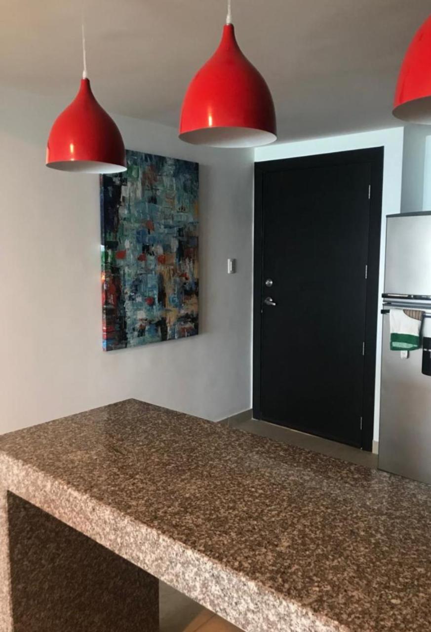 Lindo Departamento Al Pie De Playa Edificio Torre Oceanica Apartment Salinas  Bagian luar foto