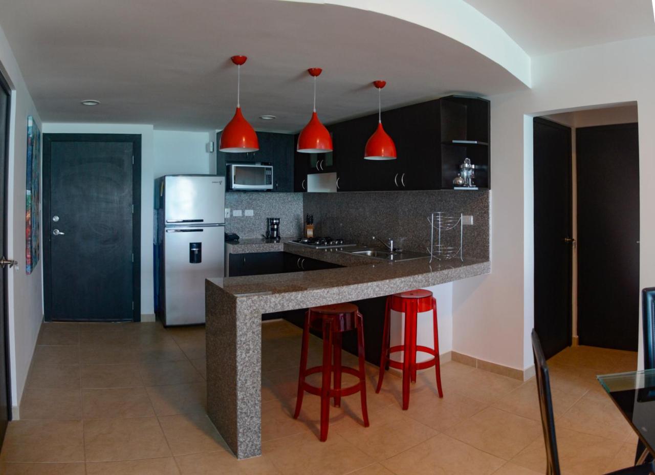 Lindo Departamento Al Pie De Playa Edificio Torre Oceanica Apartment Salinas  Bagian luar foto