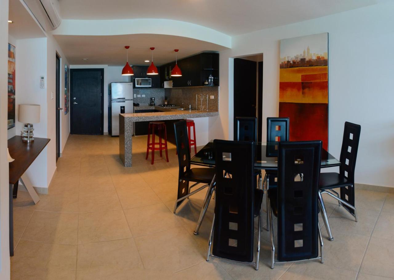 Lindo Departamento Al Pie De Playa Edificio Torre Oceanica Apartment Salinas  Bagian luar foto