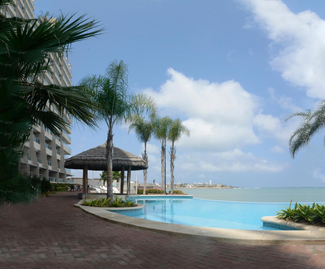 Lindo Departamento Al Pie De Playa Edificio Torre Oceanica Apartment Salinas  Bagian luar foto