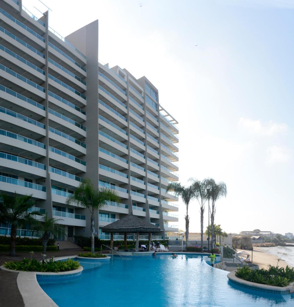 Lindo Departamento Al Pie De Playa Edificio Torre Oceanica Apartment Salinas  Bagian luar foto
