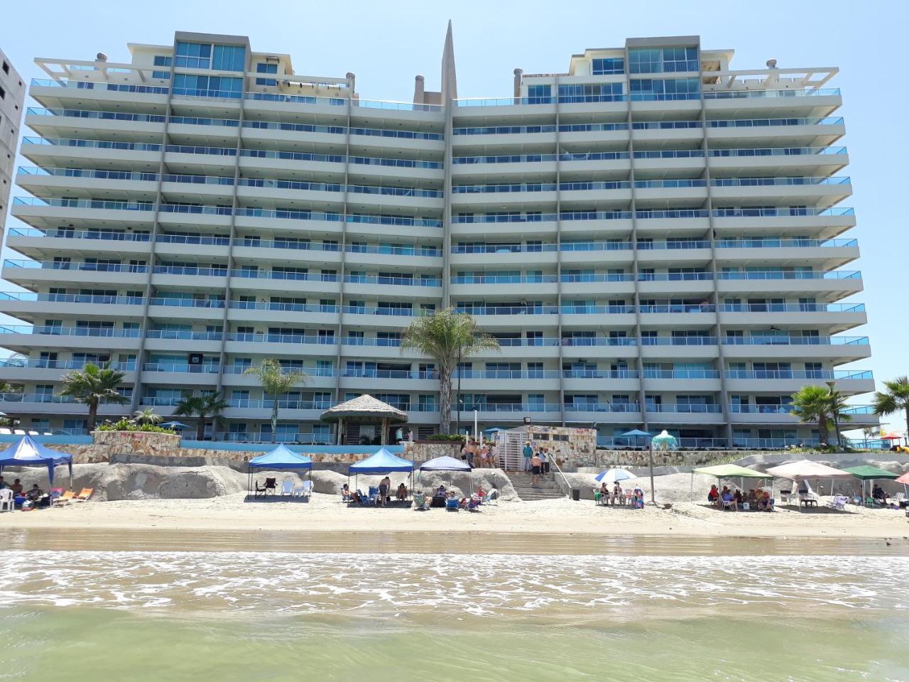Lindo Departamento Al Pie De Playa Edificio Torre Oceanica Apartment Salinas  Bagian luar foto