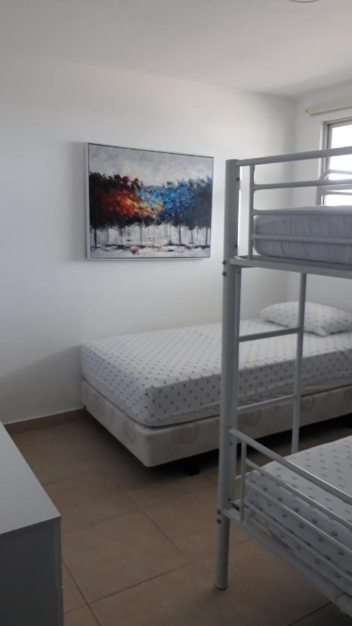 Lindo Departamento Al Pie De Playa Edificio Torre Oceanica Apartment Salinas  Bagian luar foto